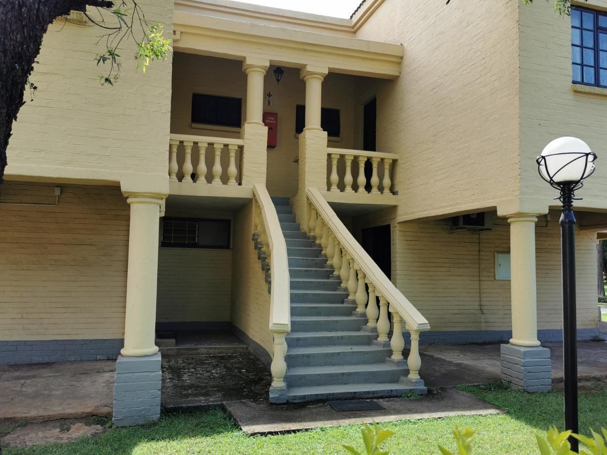 Floreat Riverside Lodge And Spa Sabie Extérieur photo